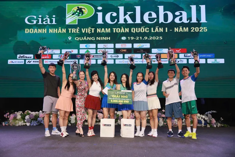 Sản phẩm 4c94823c5137db698226 — Quà Tặng Năm Châu - Công Ty Cổ Phần Đầu Tư Sao Việt Vĩnh Phúc — MST 2500631303
