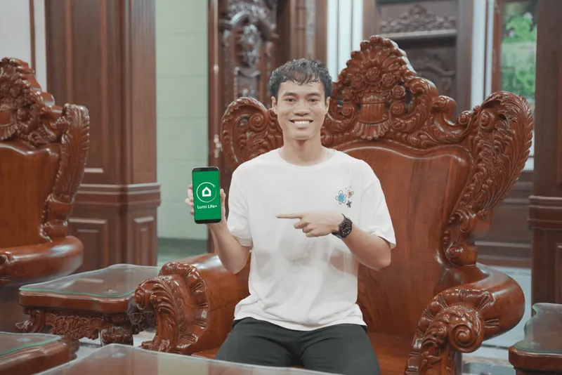 Sản phẩm Dieu khien cac thiet bi dien de dang thong qua smartphone 1024x683 min — Công Ty Cổ Phần Lumi Vĩnh Phúc — MST 2500663979