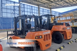 Sản phẩm 202310 cskh xe nang doosan viet nam 04 medium.jpg — Công Ty Cổ Phần Kỹ Thuật Dịch Vụ Thành Công — MST 2700638514