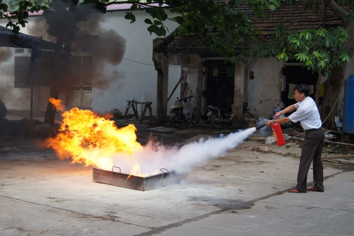 Sản phẩm su dung binh chua chay co2 large — Công Ty TNHH MTV Tràng An 168 — MST 2700705520