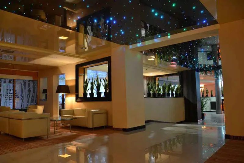 Sản phẩm tran sao xuyen sang dhome 13 — Trần Xuyên Sáng Dhome Việt Nam - Công Ty TNHH Kiến Trúc Nội Thất Dhome Việt Nam — MST 2802427696