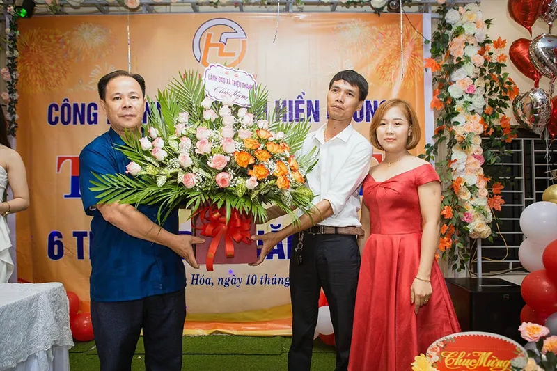 Sản phẩm gallery1 — Công Ty TNHH Lông Mi Hiền Chung — MST 2803027309