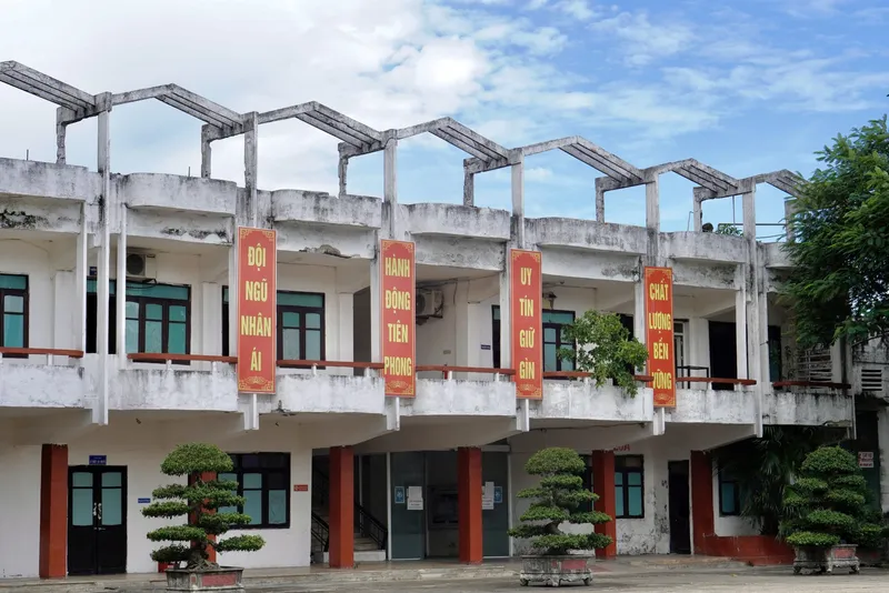Sản phẩm DSC2926 1 scaled — Công ty Cổ Phần Dệt - May Hoàng Thị Loan — MST 2900324811