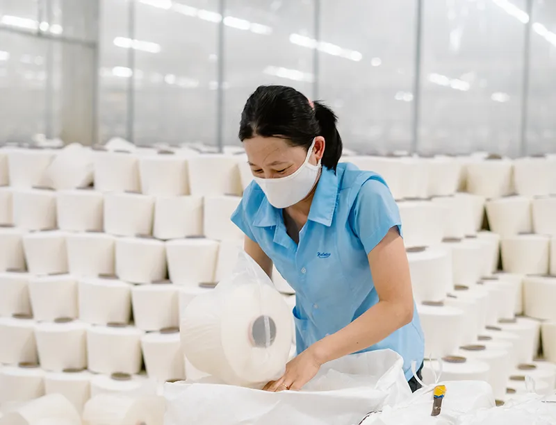 Sản phẩm Staff 9 — Công ty Cổ Phần Dệt - May Hoàng Thị Loan — MST 2900324811