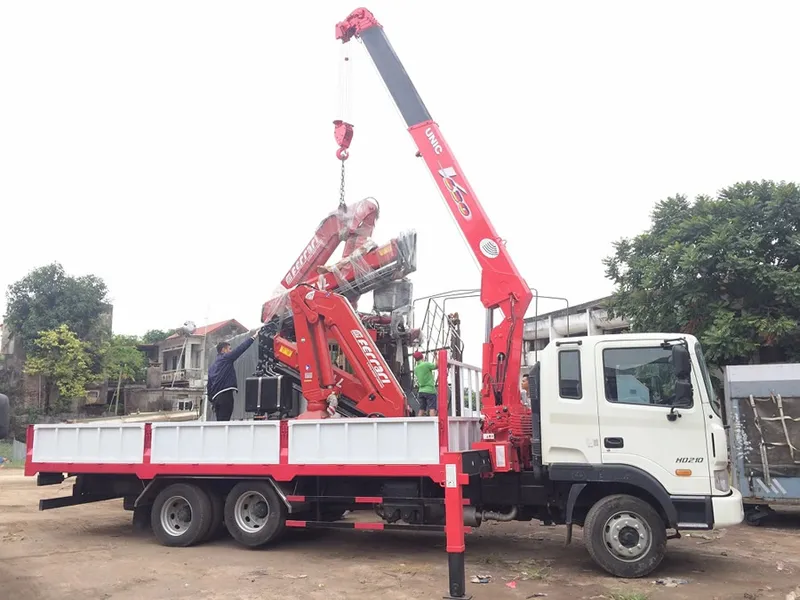 Sản phẩm xecautuhanh3 — DNTN Cơ Giới Vận Tải Lục Vân — MST 2900487855