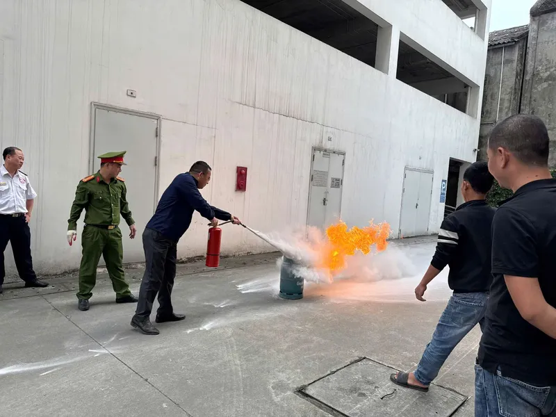 Sản phẩm z6485013430150_25f12ee1171e90e5f48d3fbf7164d369 — Công Ty Cổ Phần Khoáng Sản Golden City — MST 2900804529