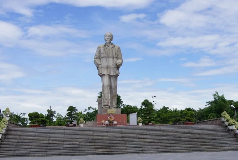Sản phẩm R 768x517 1 — Công Ty TNHH Văn Minh — MST 2900839257