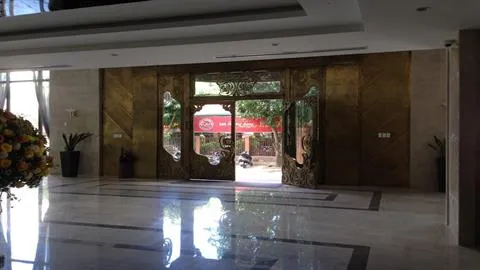 Sản phẩm thang may cafe illy — Thang Máy Đông Nam Á - Công Ty TNHH Xây Lắp Và Dịch Vụ Thương Mại Đông Nam Á — MST 2901739791
