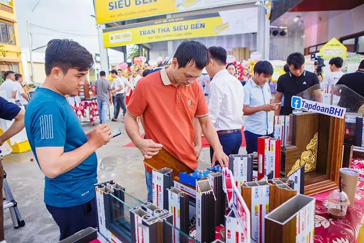 Sản phẩm thu vien anh 19 — Nhôm Kính Long Giang - Công Ty CP Xây Dựng Và Trang Trí Nội Thất Long Giang — MST 2901791209