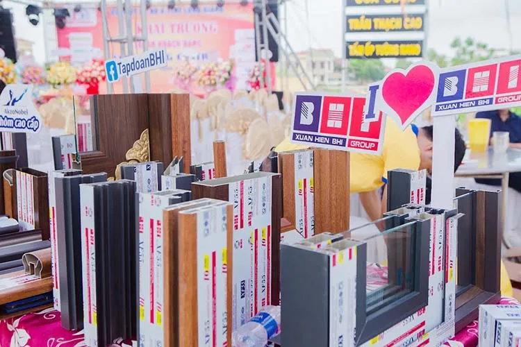 Sản phẩm thu vien anh 22 — Nhôm Kính Long Giang - Công Ty CP Xây Dựng Và Trang Trí Nội Thất Long Giang — MST 2901791209