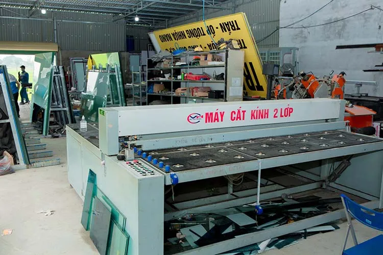 Sản phẩm thu vien anh 5 — Nhôm Kính Long Giang - Công Ty CP Xây Dựng Và Trang Trí Nội Thất Long Giang — MST 2901791209