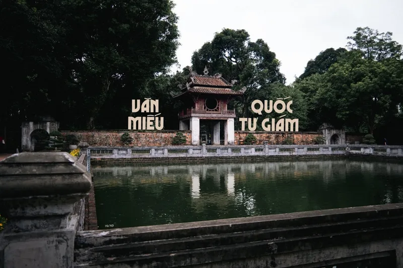 Sản phẩm Van mieu quoc tu giam ha noi — Công Ty TNHH Du Lịch Sovaba — MST 3101099382