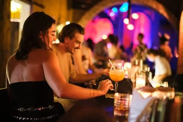 Sản phẩm hoi an red light district vnt private car 3 600x400 — Tổ Chức Sự Kiện VNT - Công Ty CP Tổ Chức Sự Kiện Và Nội Thất VNT — MST 3200427299