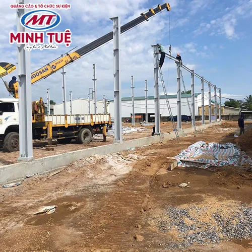 Sản phẩm thi cong nha thep tien che (3) — Nhà Thép Tiền Chế Minh Tuệ ADV - Công Ty TNHH Một Thành Viên Minh Tuệ ADV — MST 3200602208