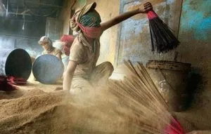 Sản phẩm huongsachtannguyen.com huong nhang sach tan nguyen san pham tieu bieu cap quoc gia huong hoa chat doc hai gay ung thu 3 300x191 — Công Ty Trách Nhiệm Hữu Hạn Một Thành Viên Tân Nguyên — MST 3301179405