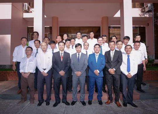 Sản phẩm Slide3 LanhDao Nam — Công Ty Cổ Phần Xây Dựng Công Trình Giao Thông Tỉnh Bà Rịa Vũng Tàu — MST 3500102541