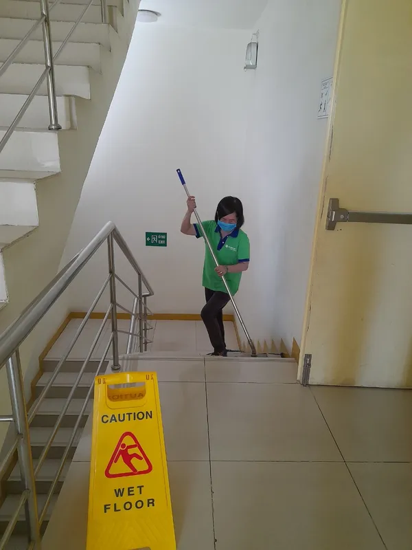 Sản phẩm Ve sinh cong nghiep (10) — Dịch Vụ Cây Xanh An Phú Mỹ - Công Ty TNHH Dịch Vụ Công Nghiệp An Phú Mỹ — MST 3502014442
