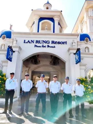 Sản phẩm 94274961_1611675982328518_3137419703593467904_n 1 300x400 — Công Ty TNHH Dịch Vụ Bảo Vệ Thăng Long Vũng Tàu — MST 3502221142