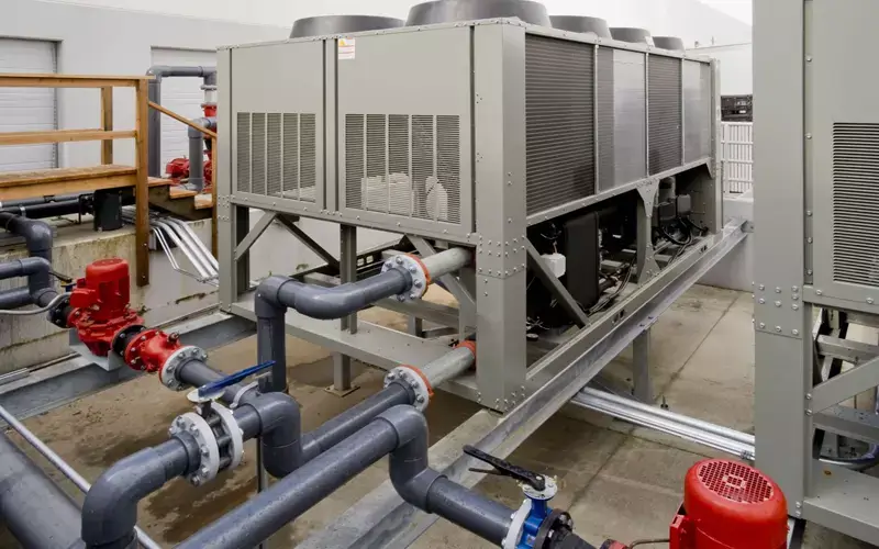 Sản phẩm chiller giai nhiet nuoc la gi — Công Ty TNHH Dịch Vụ Kỹ Thuật An Phát Đạt — MST 3502281208