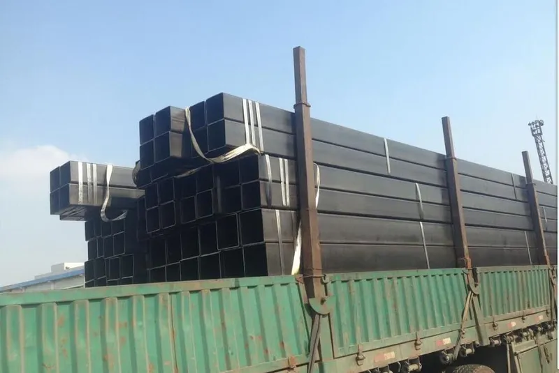 Sản phẩm thep hop chu nhat — Công Ty Trách Nhiệm Hữu Hạn Sản Xuất Thương Mại Dịch Vụ Hữu Khánh — MST 3502284022