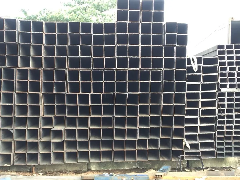 Sản phẩm thep hop vuong — Công Ty Trách Nhiệm Hữu Hạn Sản Xuất Thương Mại Dịch Vụ Hữu Khánh — MST 3502284022