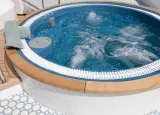 Sản phẩm 160275091655889_1366x620 — Bể Bơi Vạn Hưng - Công Ty TNHH Thiết Bị Công Nghệ Vạn Hưng — MST 3502304751