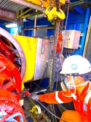 Sản phẩm z6541274413789_ec4379193f98126f517f50eb98dc95c2 300x400 — Công Ty TNHH Kiểm Định Và Dịch Vụ Kỹ Thuật Việt Nam(VNIT) — MST 3502379813
