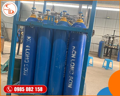 Sản phẩm khi argon pallet cum chai — Khí Công Nghiệp Long Sơn - Công Ty TNHH Khí Long Sơn — MST 3502414810