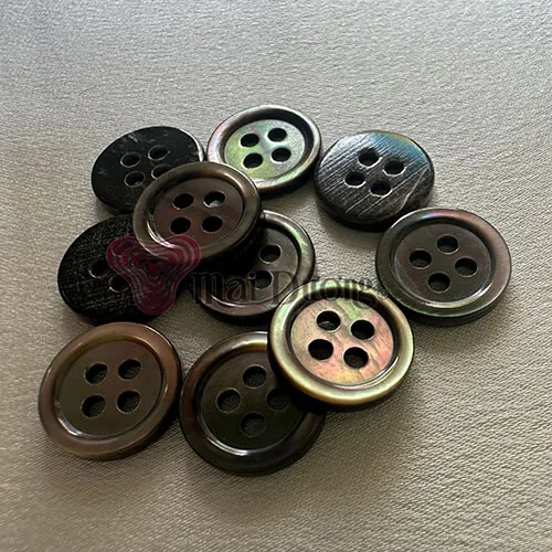 Sản phẩm Black MOP Button — Nút áo Vỏ Sò Mai Dương - Công Ty TNHH Mai Dương — MST 3600533608
