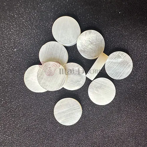 Sản phẩm Blank MOP — Nút áo Vỏ Sò Mai Dương - Công Ty TNHH Mai Dương — MST 3600533608