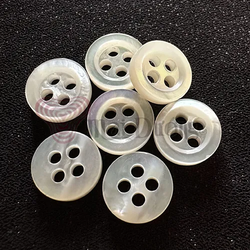 Sản phẩm WebIMG_3574 WW 1W4L 2.5 4H — Nút áo Vỏ Sò Mai Dương - Công Ty TNHH Mai Dương — MST 3600533608