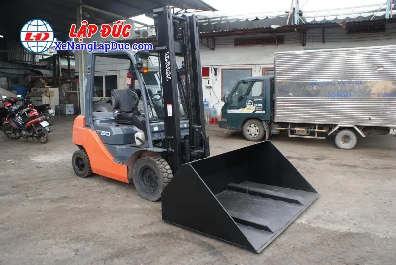 Sản phẩm xe nang dau toyota 2 tan gau xuc xenanglapduc 6 — Công Ty TNHH Sản Xuất Thương Mại Dịch Vụ Lập Đức — MST 3600668845