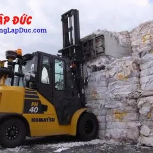 Sản phẩm xe nang kep vuong 2 300x300 — Công Ty TNHH Sản Xuất Thương Mại Dịch Vụ Lập Đức — MST 3600668845