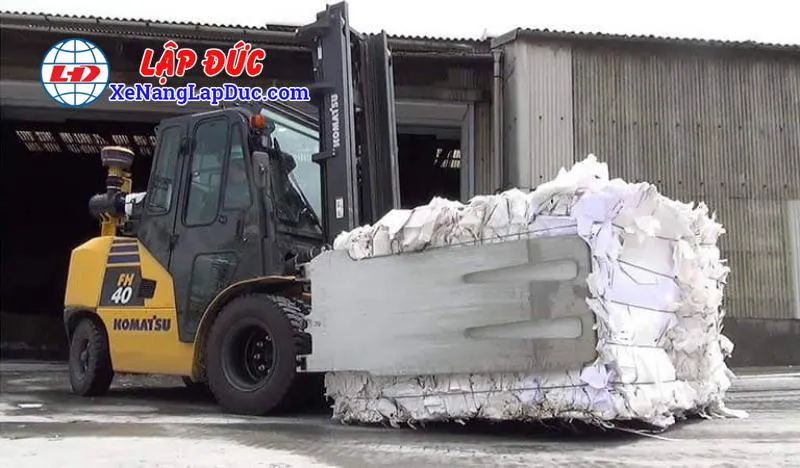 Sản phẩm xe nang kep vuong 3 — Công Ty TNHH Sản Xuất Thương Mại Dịch Vụ Lập Đức — MST 3600668845