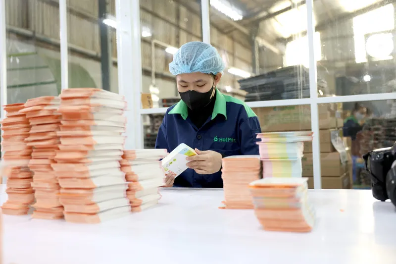 Sản phẩm 032A4958 scaled — In Bao Bì Giấy HotPrint - Công Ty TNHH Tập Đoàn Hoàng Thị — MST 3600693834