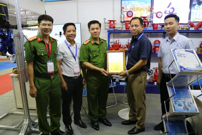 Sản phẩm IMG_8373 1024x683 — Van Công Nghiệp - Công Ty Cổ Phần Van Shin Yi — MST 3600745497