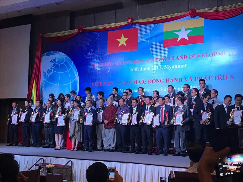 Sản phẩm tap doan elig vinh du nhan giai thuong — Công Ty Trách Nhiệm Hữu Hạn Jaan-E — MST 3600813482
