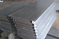 Sản phẩm nhom gan chong truot co uu diem ve do ben va kha nang chong an mon 8669 — Sắt Thép Sơn Trà - Công Ty TNHH Một Thành Viên TM - SX - XD Sơn Trà — MST 3600864399