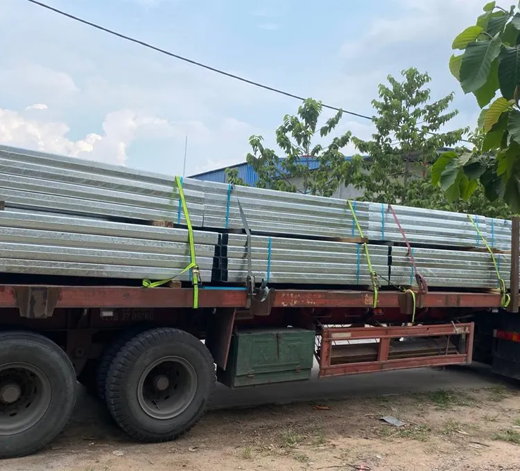 Sản phẩm Hinh anh kho xuong 14 — Mạ Kẽm Nhúng Nóng Tài Đức Phát - Doanh Nghiệp Tư Nhân Tài Đức Phát — MST 3600884317