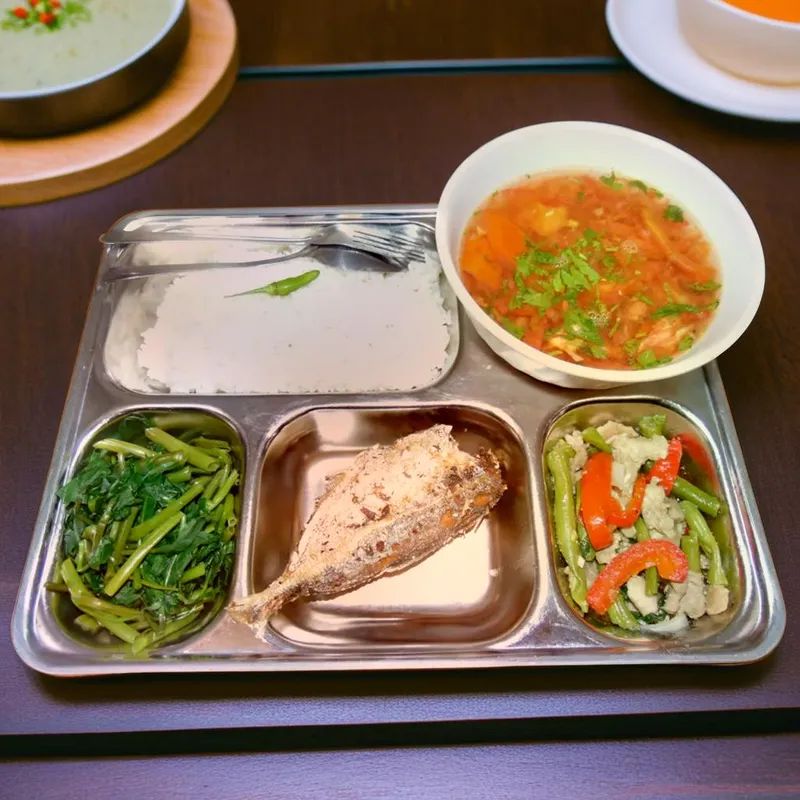 Sản phẩm Suat an cong nghiep TH Food 01 — Suất Ăn Công Nghiệp Đông Tiến - Công Ty TNHH MTV Đông Tiến — MST 3600891089