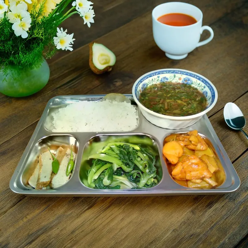 Sản phẩm Suat an cong nghiep TH Food 04 — Suất Ăn Công Nghiệp Đông Tiến - Công Ty TNHH MTV Đông Tiến — MST 3600891089