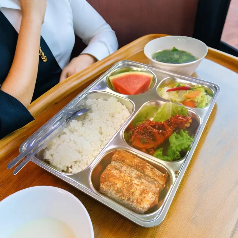 Sản phẩm Suat an cong nghiep TH Food 08 — Suất Ăn Công Nghiệp Đông Tiến - Công Ty TNHH MTV Đông Tiến — MST 3600891089