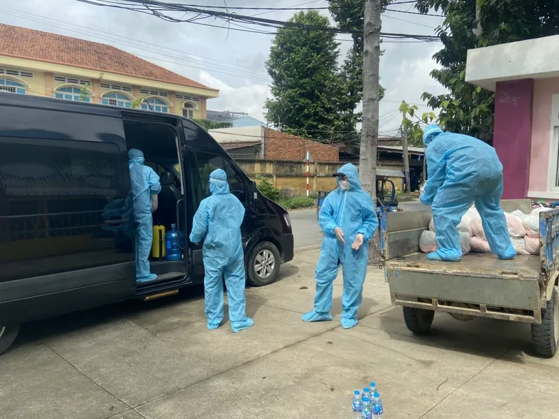 Sản phẩm z2760421242958_3449ee0b7659f4ef94b55531c1a5032f — Công Ty TNHH Một Thành Viên Nhựa Đường Châu Bảo Uyên — MST 3601009323