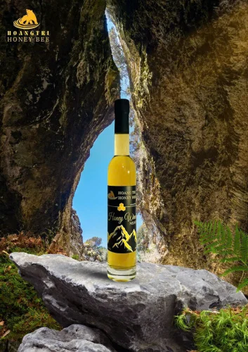 Sản phẩm honey wine mead 500ml — Mật Ong Hoàng Trí - Công Ty TNHH Ong Mật Hoàng Trí — MST 3601457332