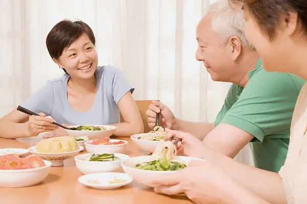Sản phẩm Nguoi cao tuoi tam bo qua co nen khong — Cung ứng Lao Động Ngành Hàng Không - Công Ty TNHH Một Thành Viên Thiên Thiên
Phát — MST 3601566116