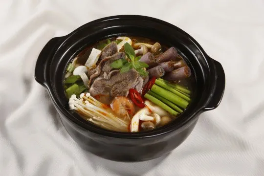 Sản phẩm Huong dan thuc hien mon lau bap bo tom chua lau vit ham sa lau kim chi voi bep con kho1 — Công Ty TNHH Một Thành Viên Cồn - Lê Nguyễn — MST 3602750365