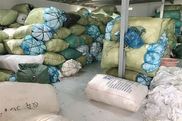 Sản phẩm vai vun — Găng Tay Kim Long - Công Ty TNHH Một Thành Viên Găng Tay Kim Long — MST 3602778064