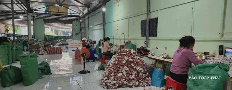 Sản phẩm 8 1734147765 — Công Ty TNHH Sản Xuất Thương Mại Dịch Vụ Bảo Toàn Phát — MST 3602968322