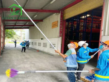 Sản phẩm dich vu quet amngj nhen nha xuong tai dong nai 365x275 — Công Ty TNHH Giải Pháp Sạch Và Xanh — MST 3603215402