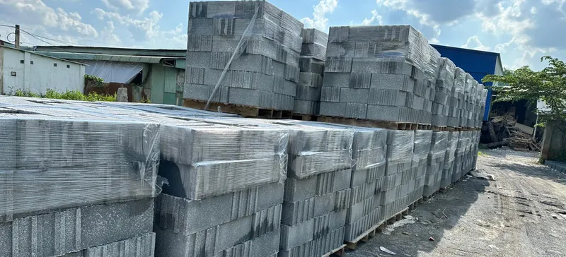 Sản phẩm bao gia tong hop gach khong nung khang thanh loi 1 — Công Ty TNHH Một Thành Viên Khang Thành Lợi — MST 3603267577
